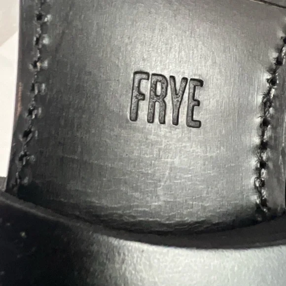 New Frye Veronica Flex Harness Short Boots Size 9